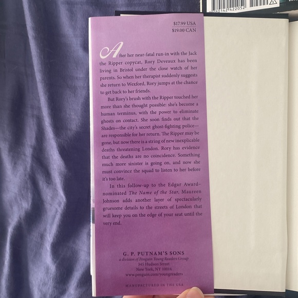 Shades of London Trilogy by Maureen Johnson - Picture 5 of 9